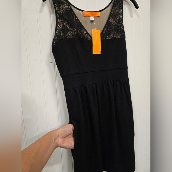 Cynthia Steefe Black Dress w/Pockets - Picture 10 of 10